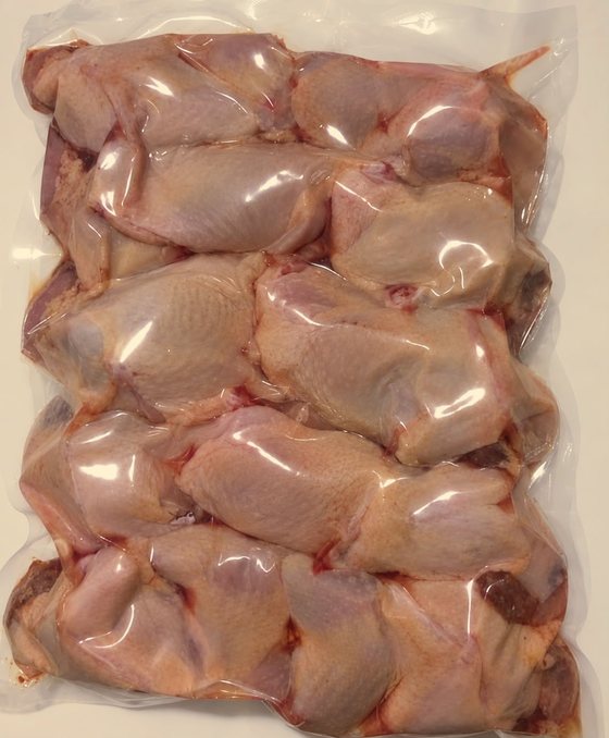 Carne de codorniz empacada al vacío